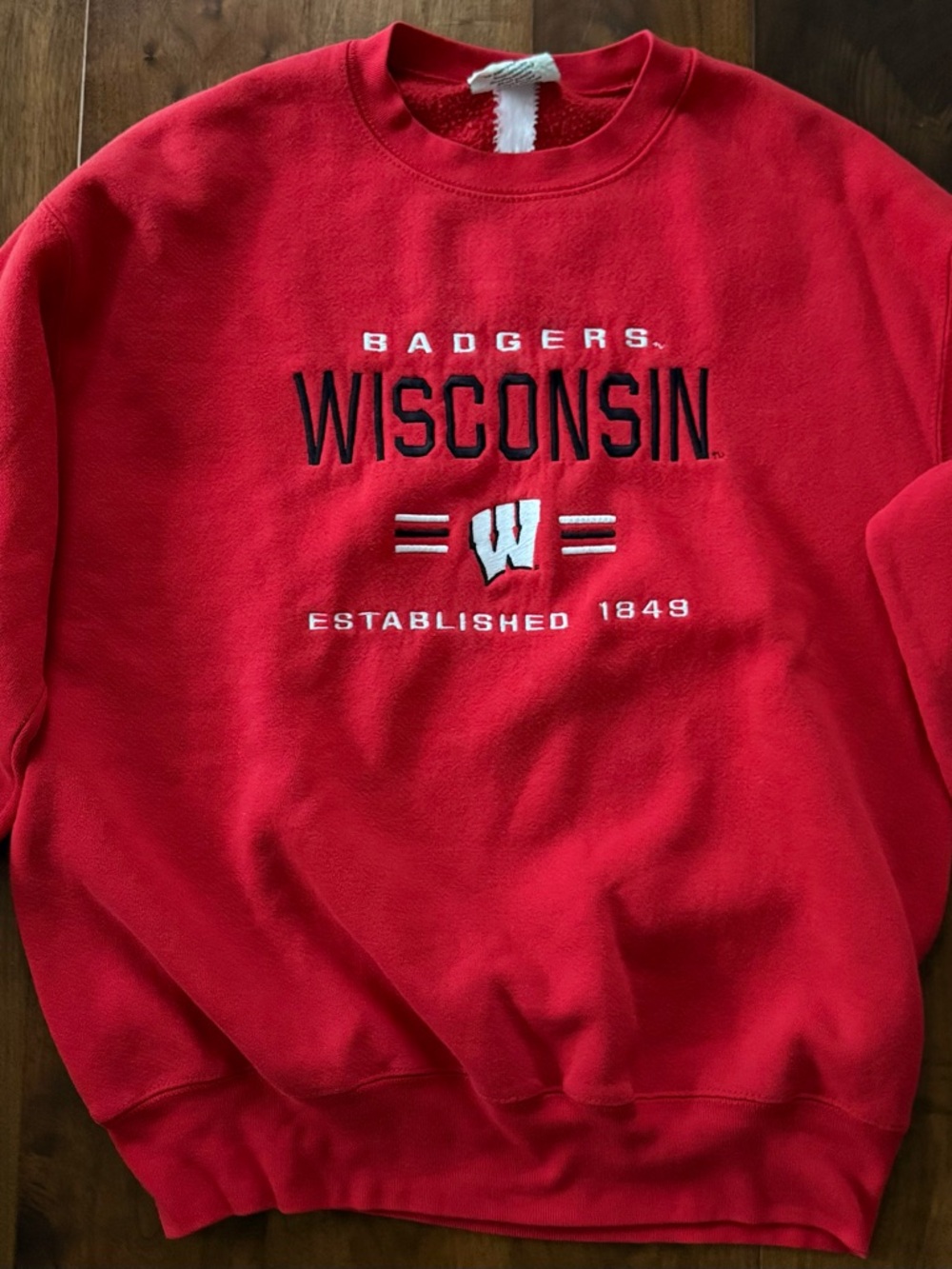 Vintage 90s Lee Sport Red Embroidered Wisconsin Badgers Crewneck Sweatshirt